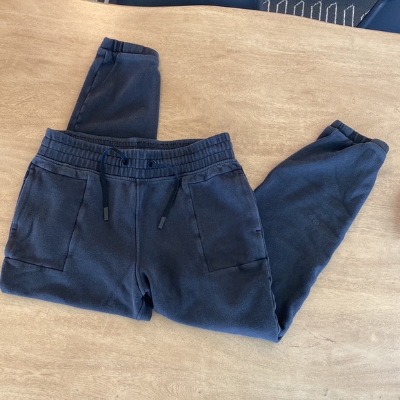 Lululemon Warm For Winter Jogger 10 - Picture 6 of 9